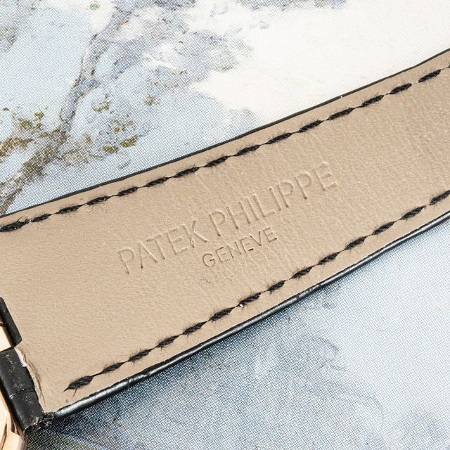 Patek Philippe Golden Ellipse 5738R-001 Image 3